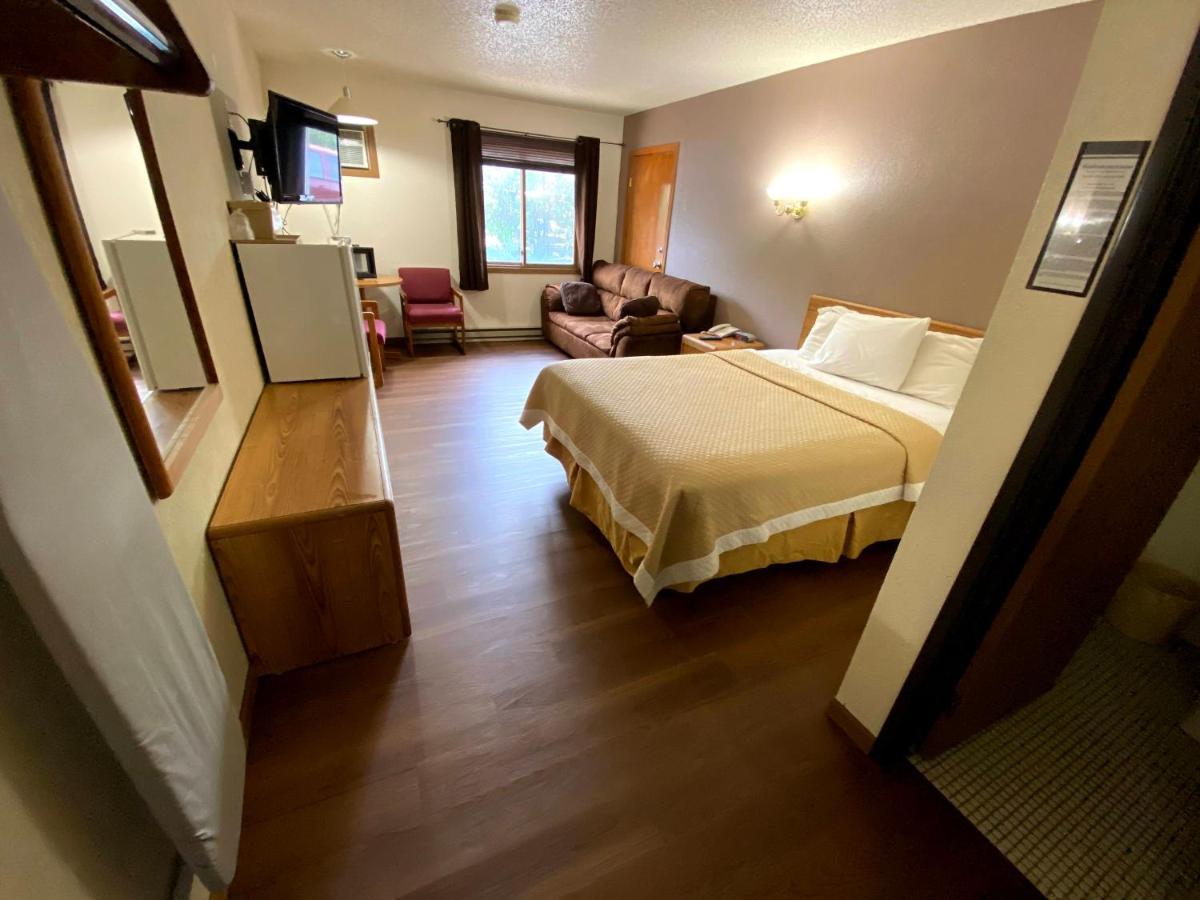 Woodland Inn & Suites Medford Exteriör bild