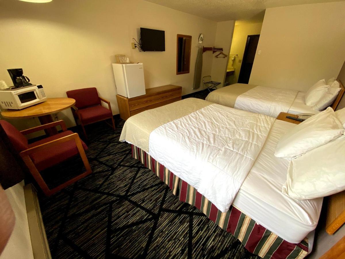 Woodland Inn & Suites Medford Exteriör bild
