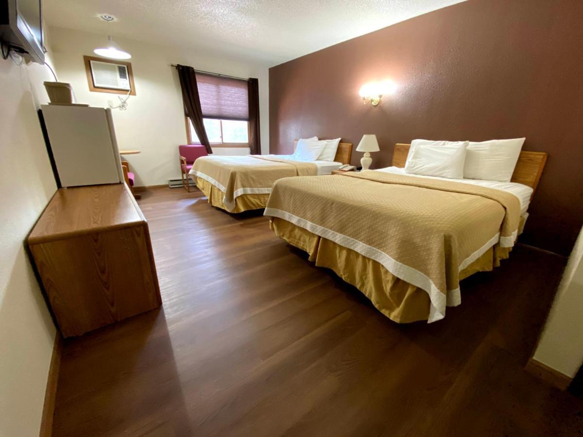 Woodland Inn & Suites Medford Exteriör bild