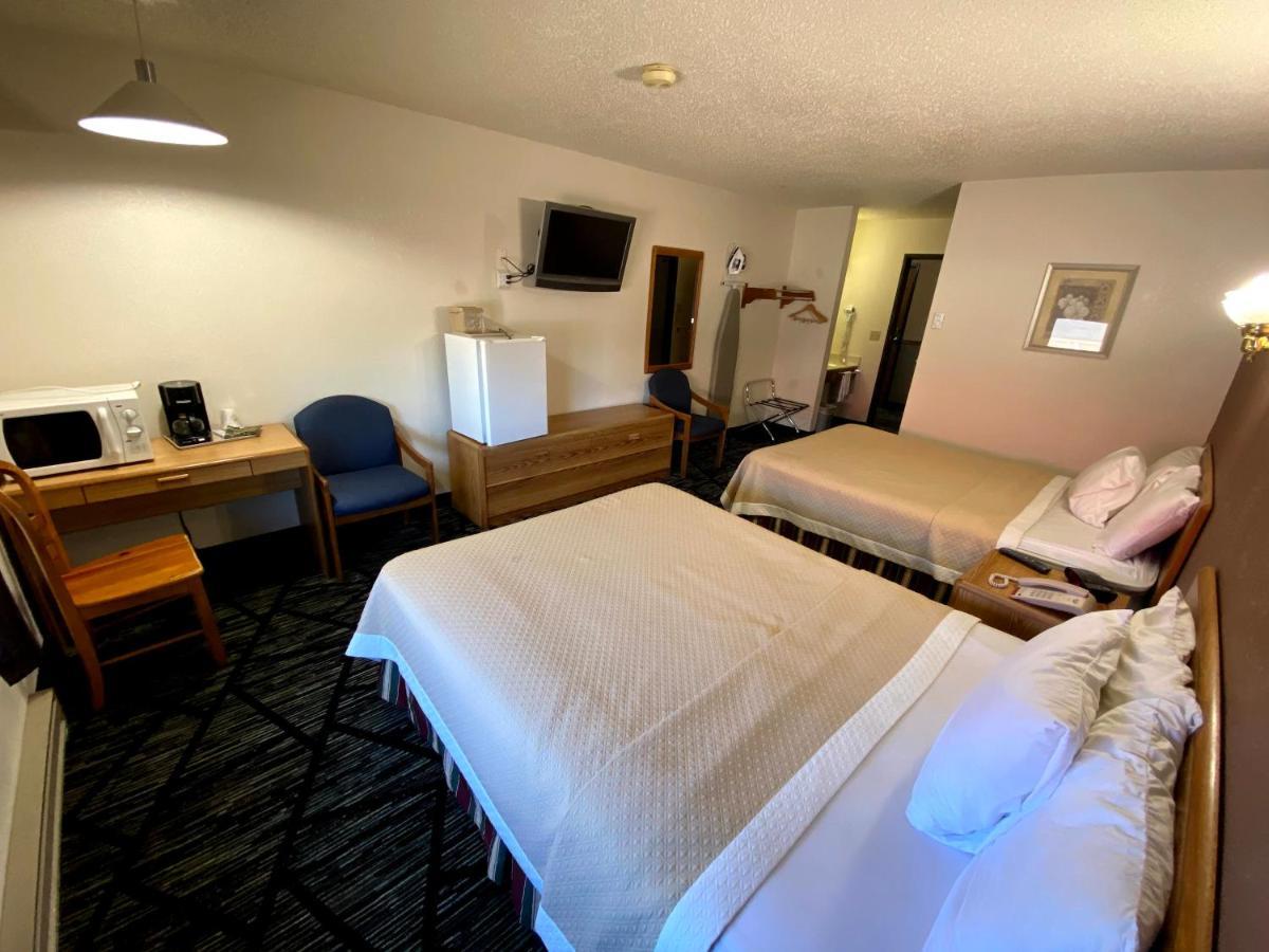 Woodland Inn & Suites Medford Exteriör bild