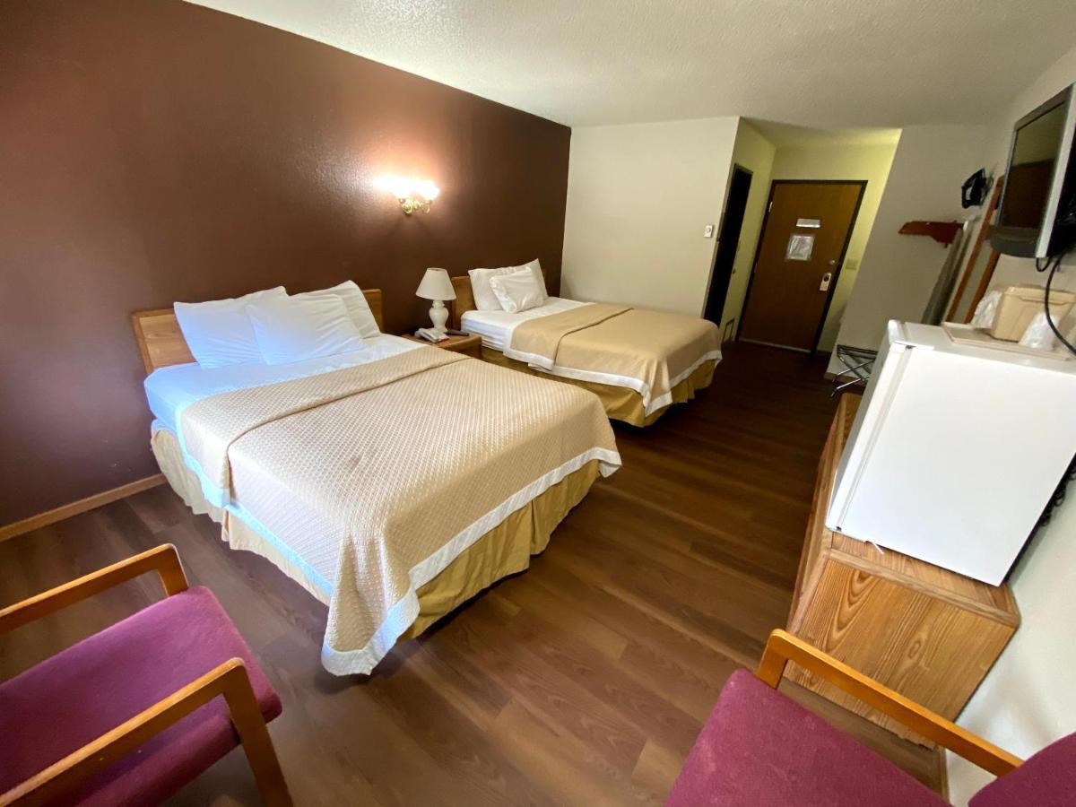 Woodland Inn & Suites Medford Exteriör bild