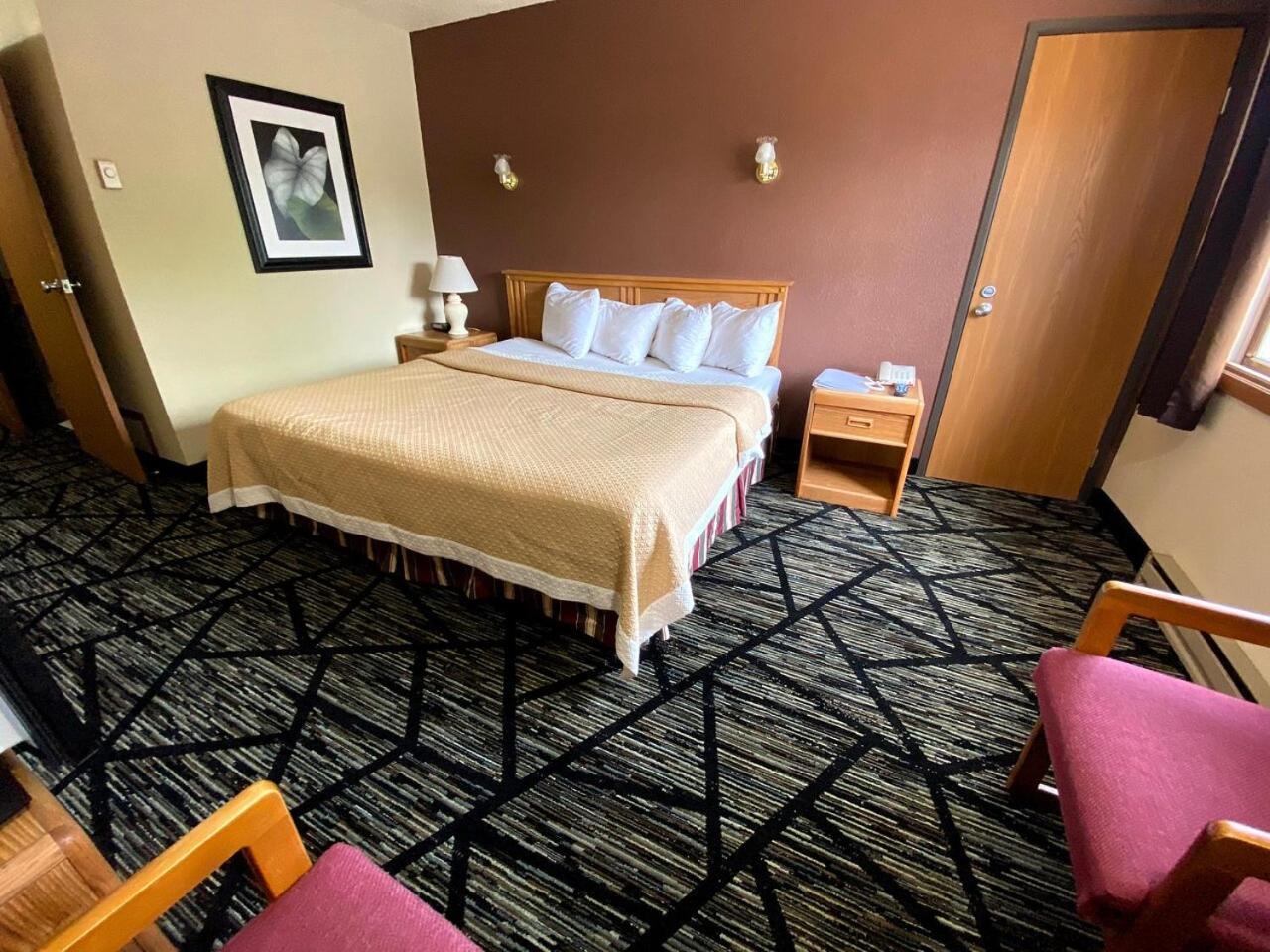 Woodland Inn & Suites Medford Exteriör bild