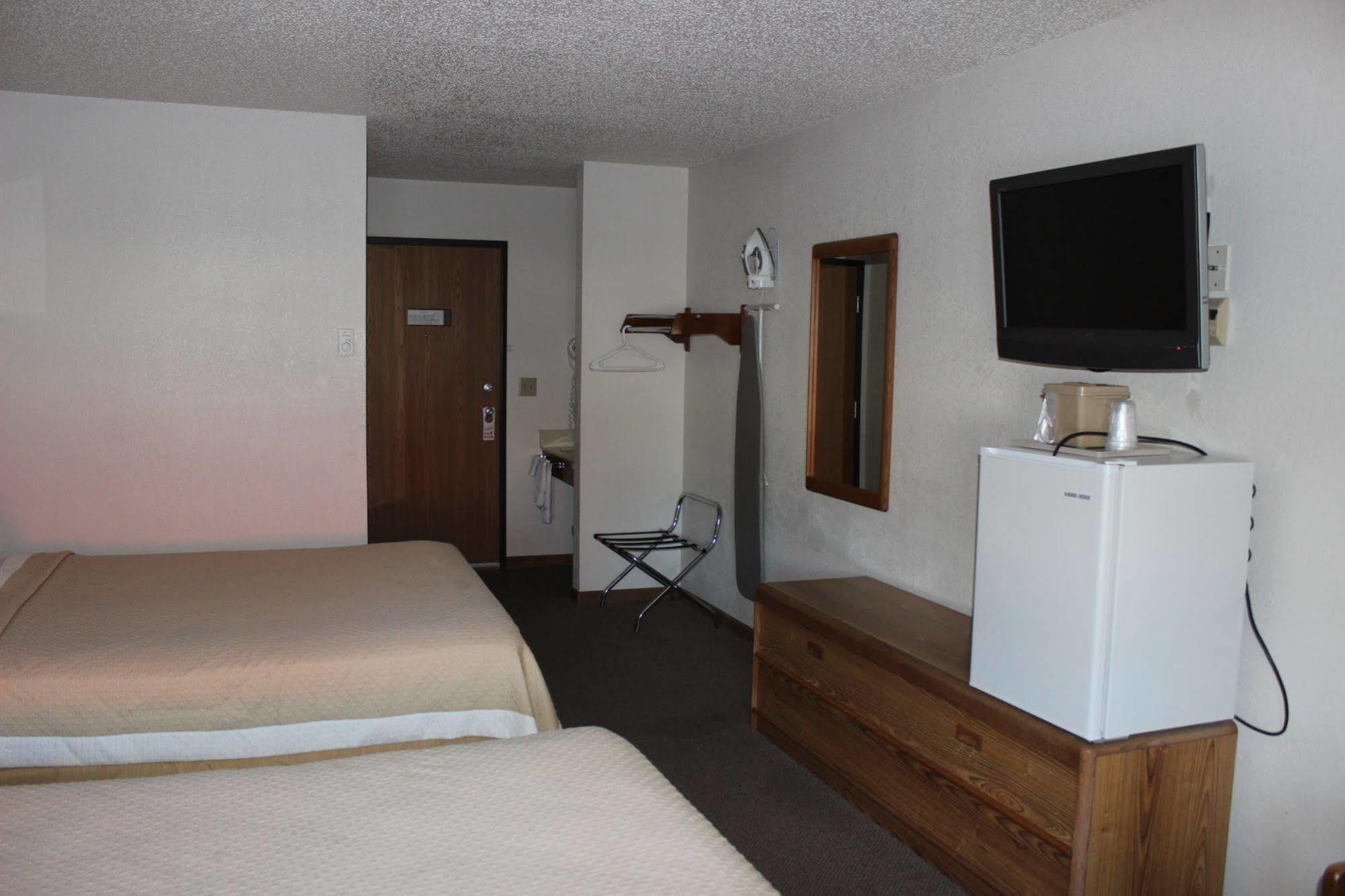 Woodland Inn & Suites Medford Exteriör bild