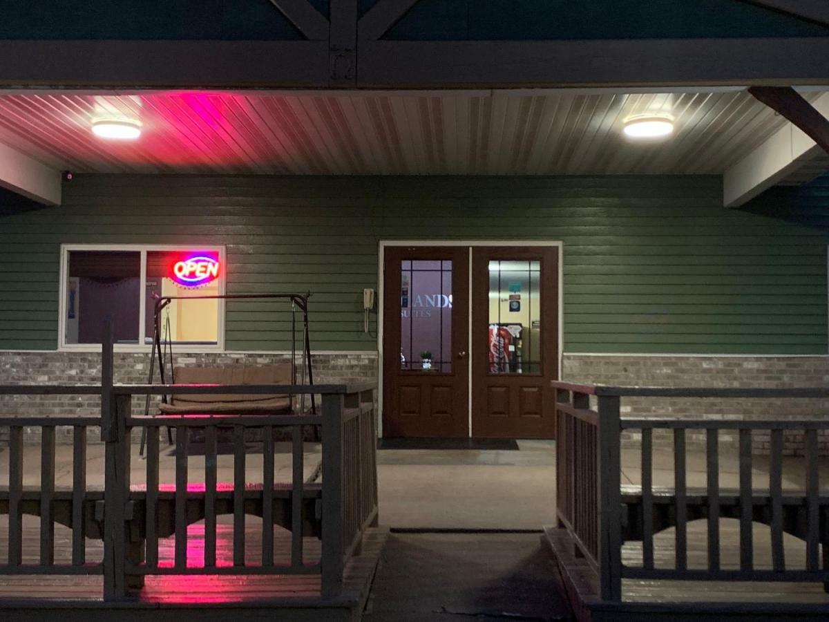 Woodland Inn & Suites Medford Exteriör bild